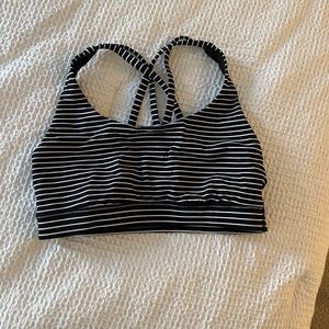 Lululemon sports bra